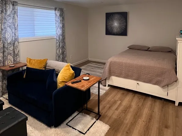 1 Tideview Path APT 2, Plymouth, MA 02360