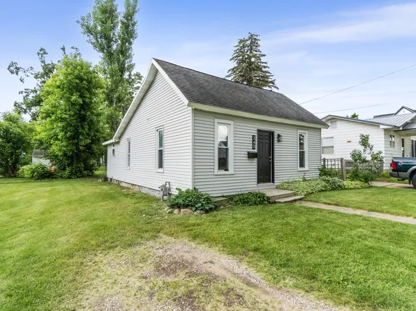 340 E 2nd St, Gaylord, MI 49735