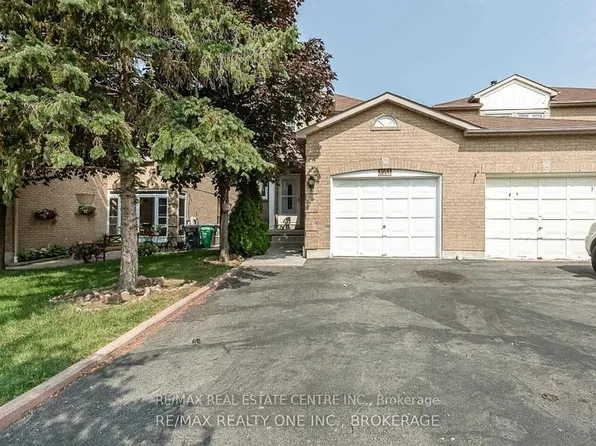 1051 Blizzard Rd, Mississauga, ON L5V 1T2