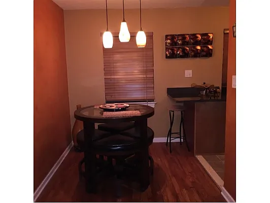 Sold by Century 21 Mizrahi Realty | media 6