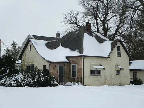 2304 Lafayette St Photo 1