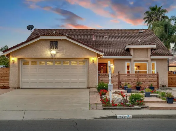 377 Apollo Dr, Vista, CA 92084