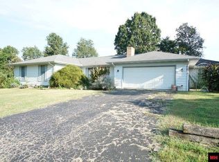 200 Mayflower Ln, Mountain Home, AR 72653