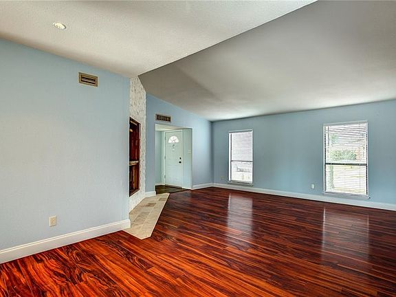 5th image of 11726 Featherbrook Dr