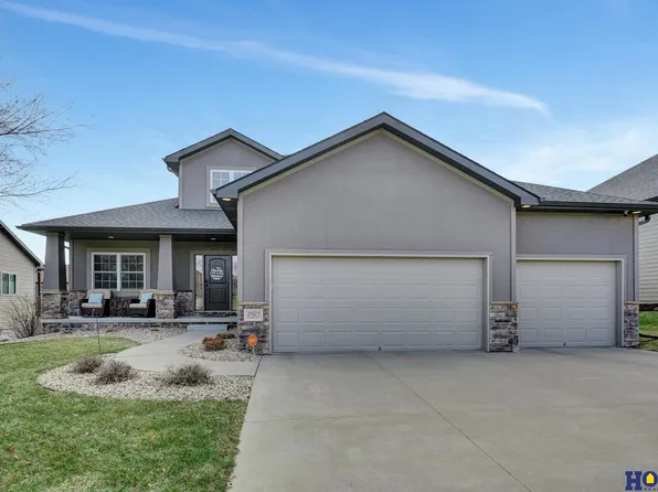 2925 Forest Ave, Lincoln, NE 68516