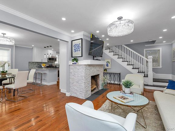 3rd image of 246 Wellington Road