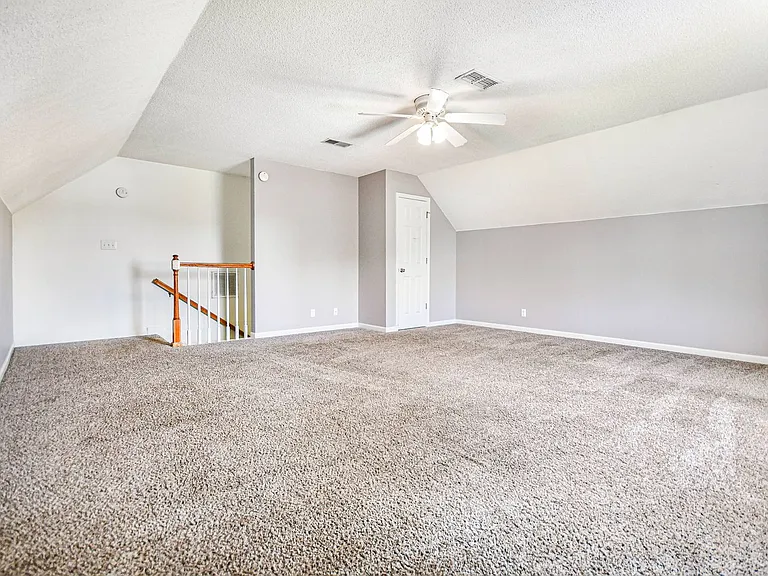 3378 Poplar Hl — Photo 21