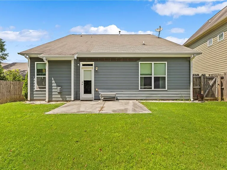 1704 Drew Dr NW — Photo 30