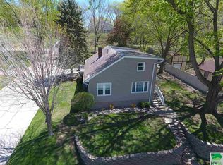 3438 Dupont St, Sioux City, IA 51104