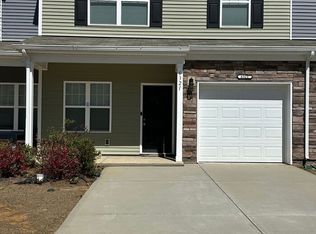 6321 Revolutionary Trl, Charlotte, NC 28217