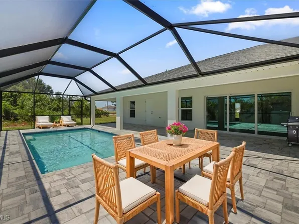 1226 NW 19th Ter, Cape Coral, FL 33993
