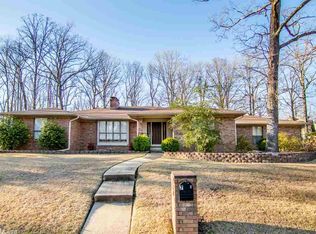 7 Fairway Dr, Maumelle, AR 72113