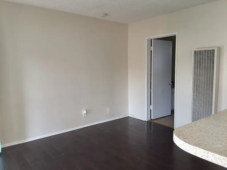 109 Almansor St — Photo 16