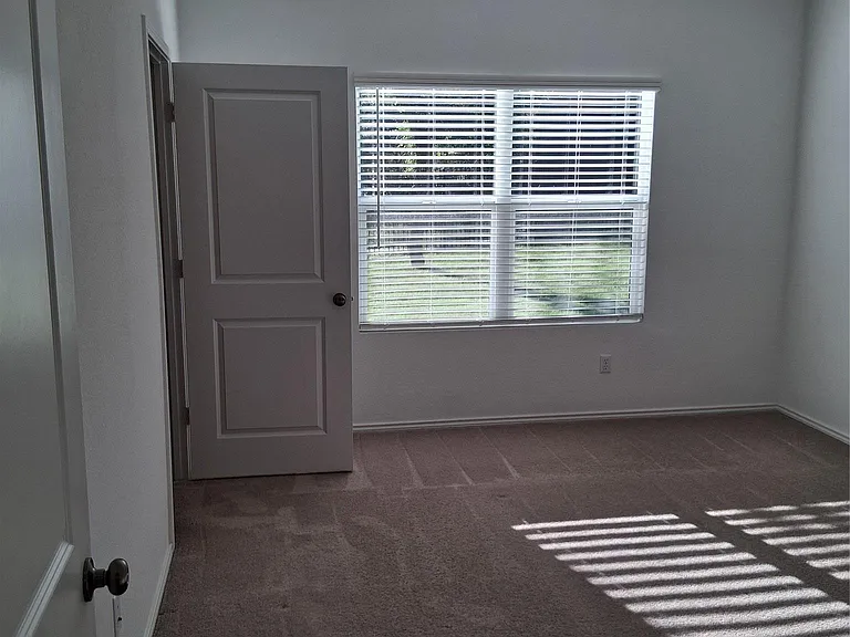 2121 Golden Grain Ln — Photo 19