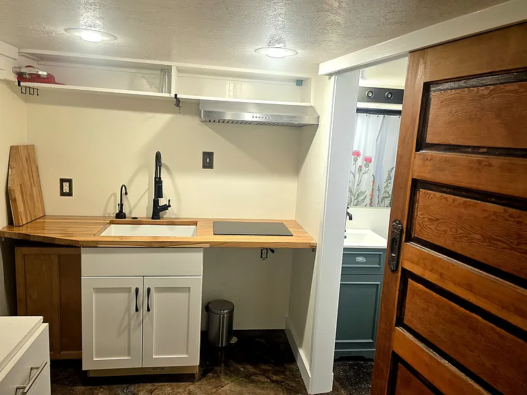 633 N Alberta St #BASEMENT — Photo 3