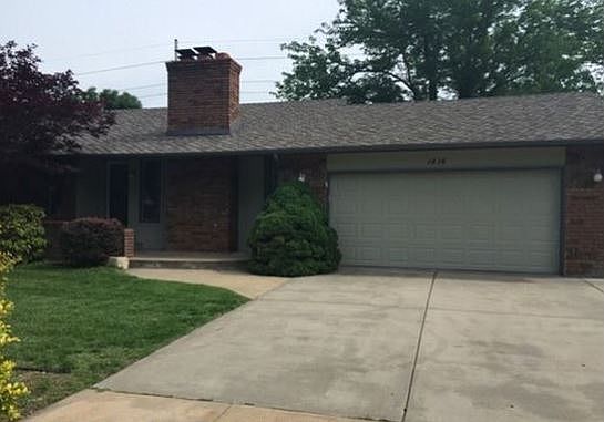 2nd image of 1414 N Valleyview Ct