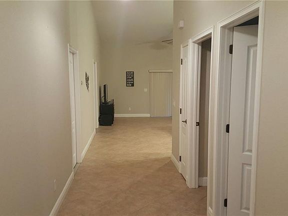 3rd image of 540 SE 5th Pl