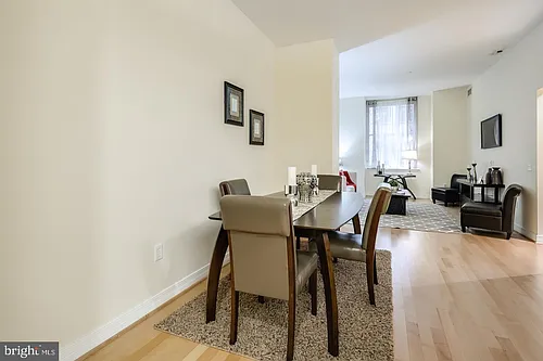 1600 Arch St #808 Photo 1