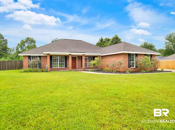 119 Destrehan Rd, Fairhope, AL 36532
