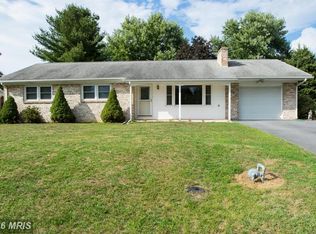 307 Terrace Dr, Fayetteville, PA 17222