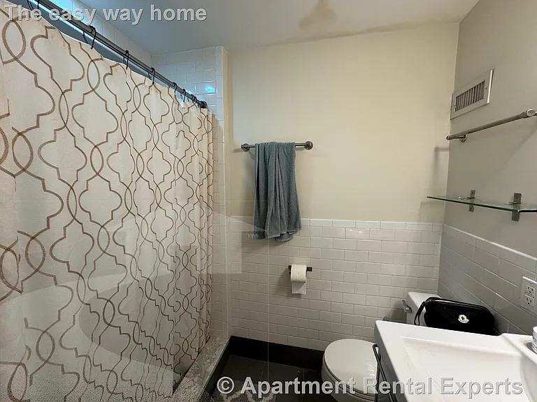 1110 Massachusetts Ave — Photo 16