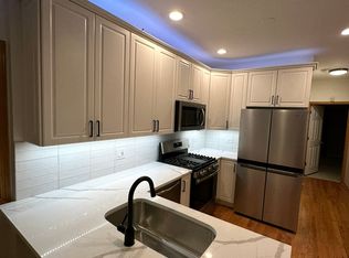 1330 N Greenview Ave APT 1, Chicago, IL 60642