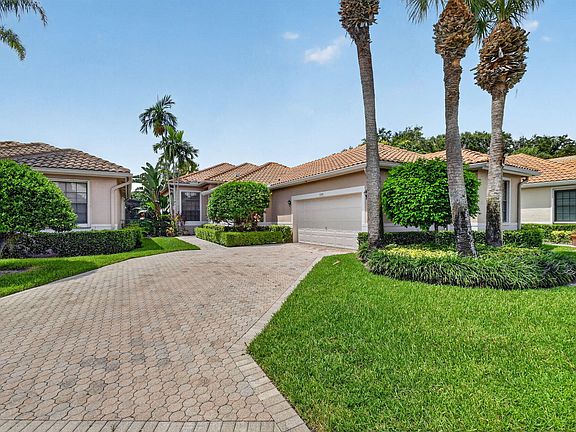 2nd image of 4548 Barclay Fair Way