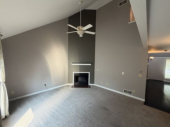 2nd image of 30 Hawk Valley Ln #1