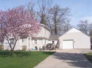 2254 Oak Ave, Muskegon, MI 49442
