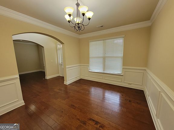 5th image of 1471 Primrose Park Rd