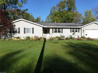 30412 Crestview Dr, Bay Village, OH