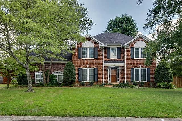 1st image of 383 Stonegate Dr
