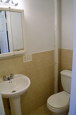 Rented by OvCo Realty | media 27