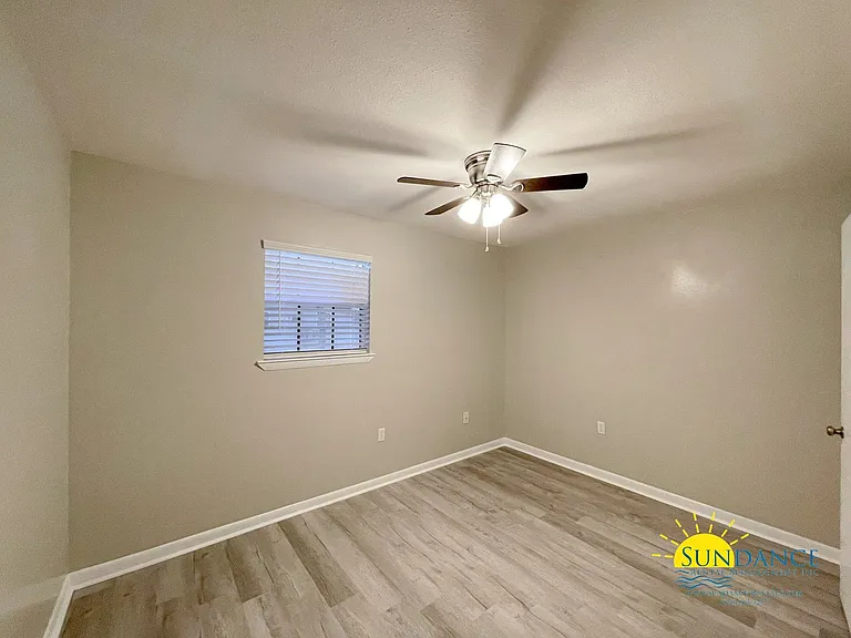 792D Navy St — Photo 9