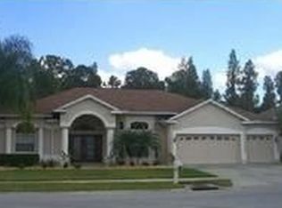1240 Highwood Pl, Zephyrhills, FL 33543