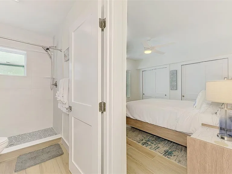 1731 Redwood St — Photo 23