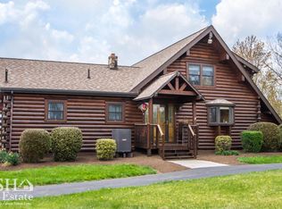 2115 Teaberry Ln, Lock Haven, PA 17745