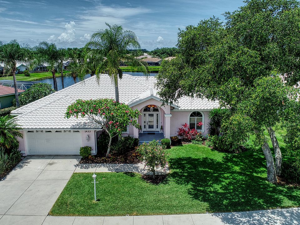 1433 Gleneagles Drive
