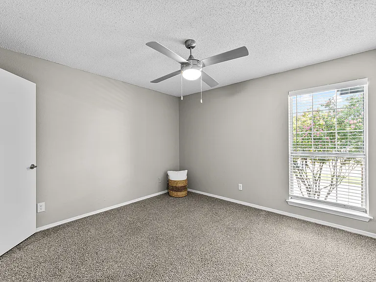 Trinity Village Apartments — Photo 31