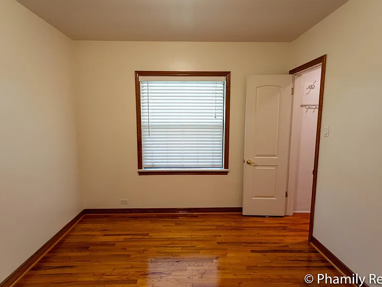 3238 Hempstead Ave — Photo 16
