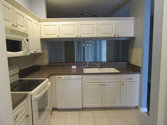 3rd image of 12343 Gallant Ct
