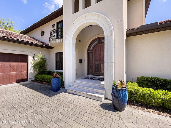 2nd image of 3973 ALHAMBRA Drive W
