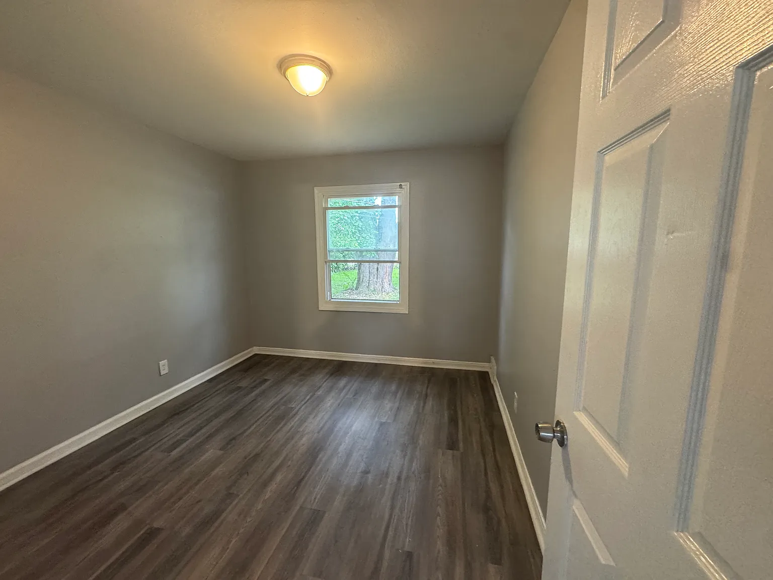 3 bed, 1026 sqft, $1,500 — Photo 4