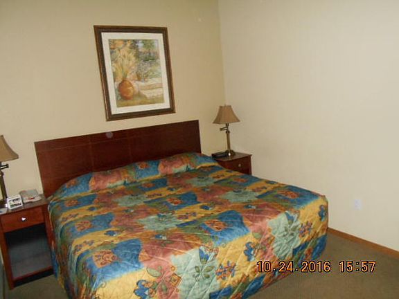 4th image of 111 Center St #428