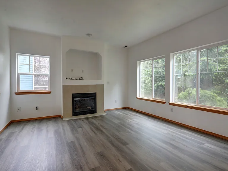 5118 Evan Ct SE — Photo 2