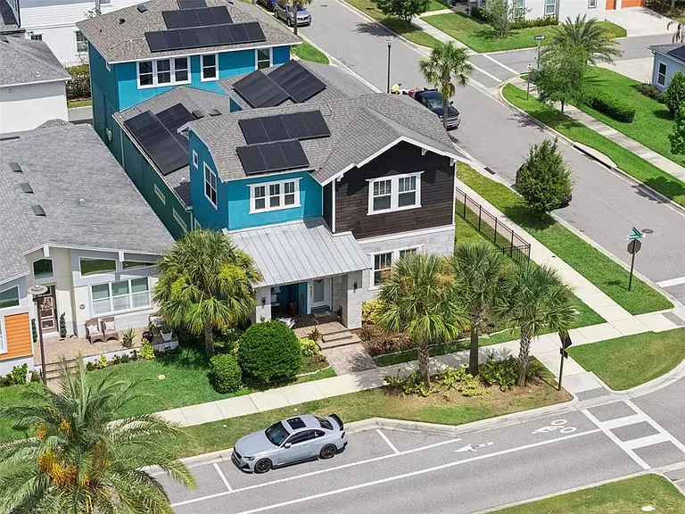 8033 Nemours Pkwy — Photo 43