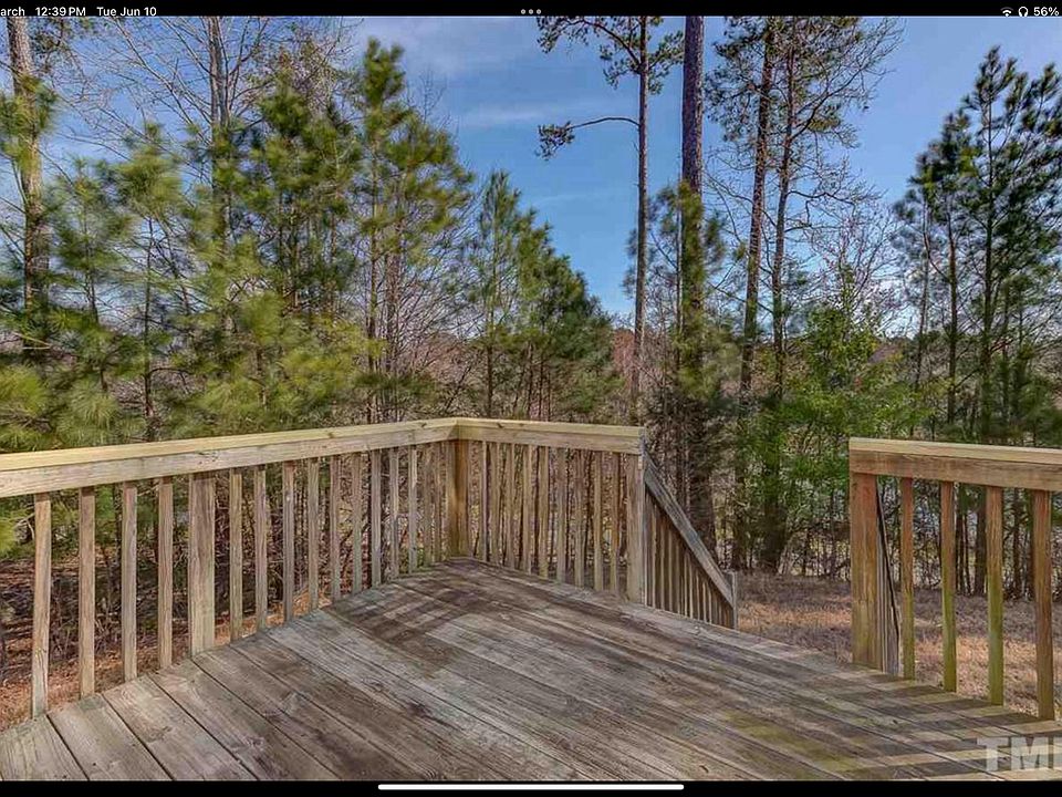 2nd image of 2501 Bay Harbor Dr