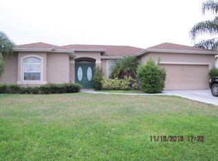 232 SW Carter Ave, Pt Saint Lucie, FL 34953