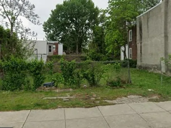 5650 Boyer St, Philadelphia, PA 19138