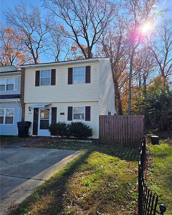 1st image of 629 Westminster Ln